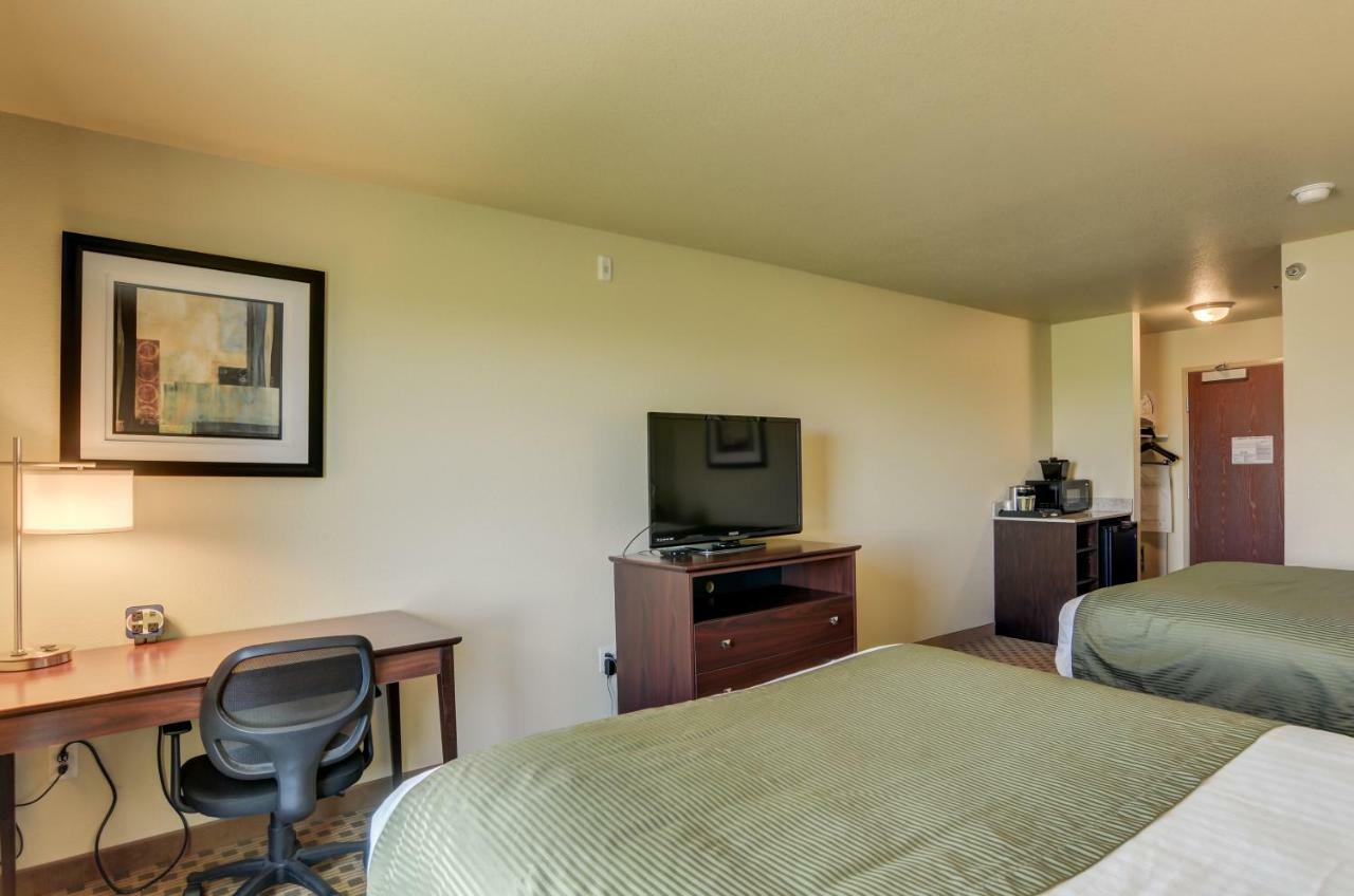 Cobblestone Inn And Suites - Eaton Exterior photo